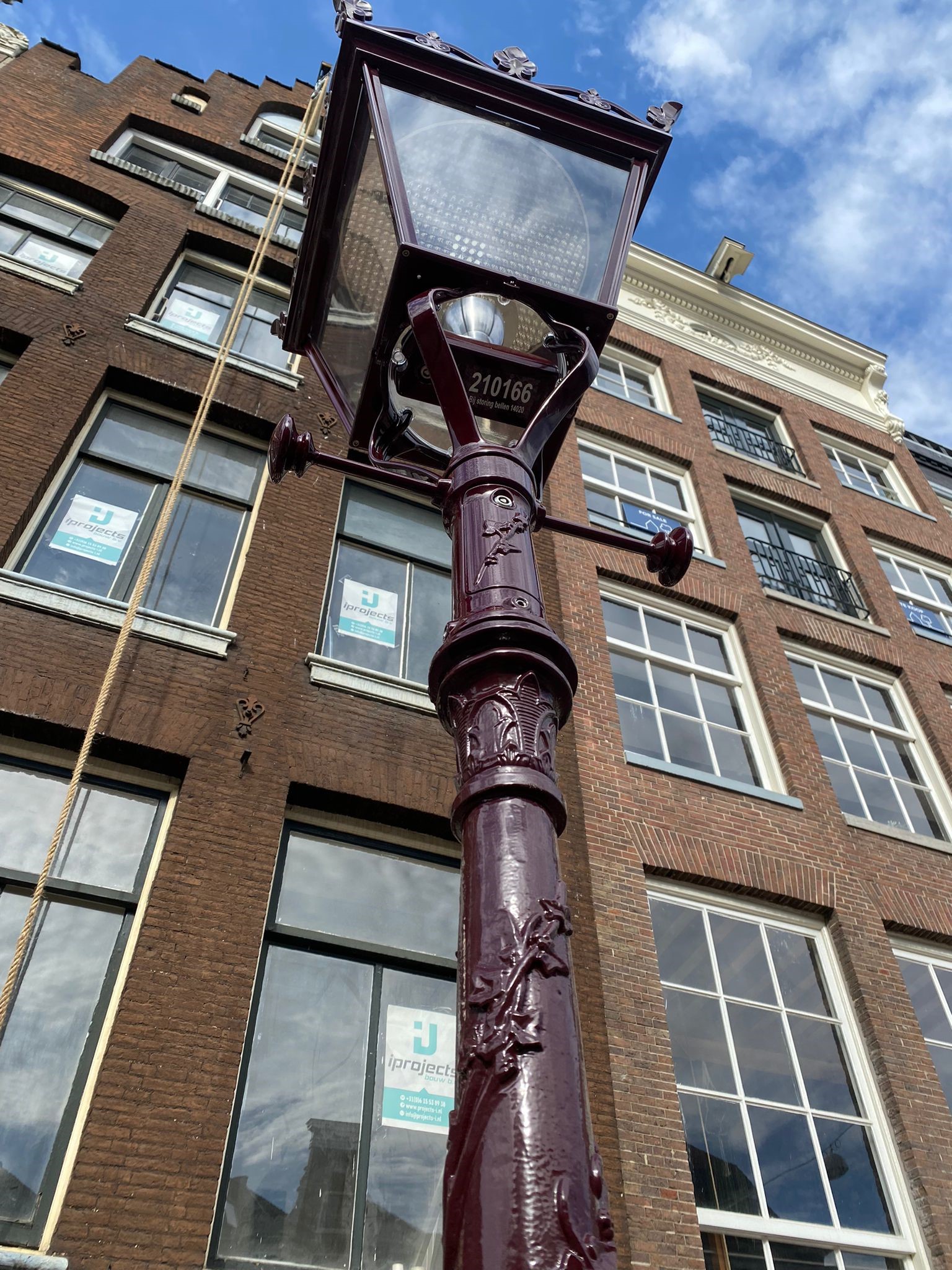 Nieuwezijds Voorburgwal 4